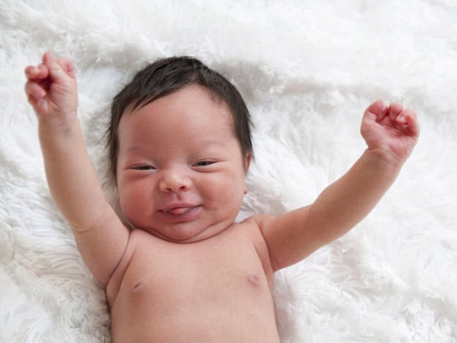Bebeklerde Doğum sonrası gelişim Dönemi Nasıl gerçekleşir?